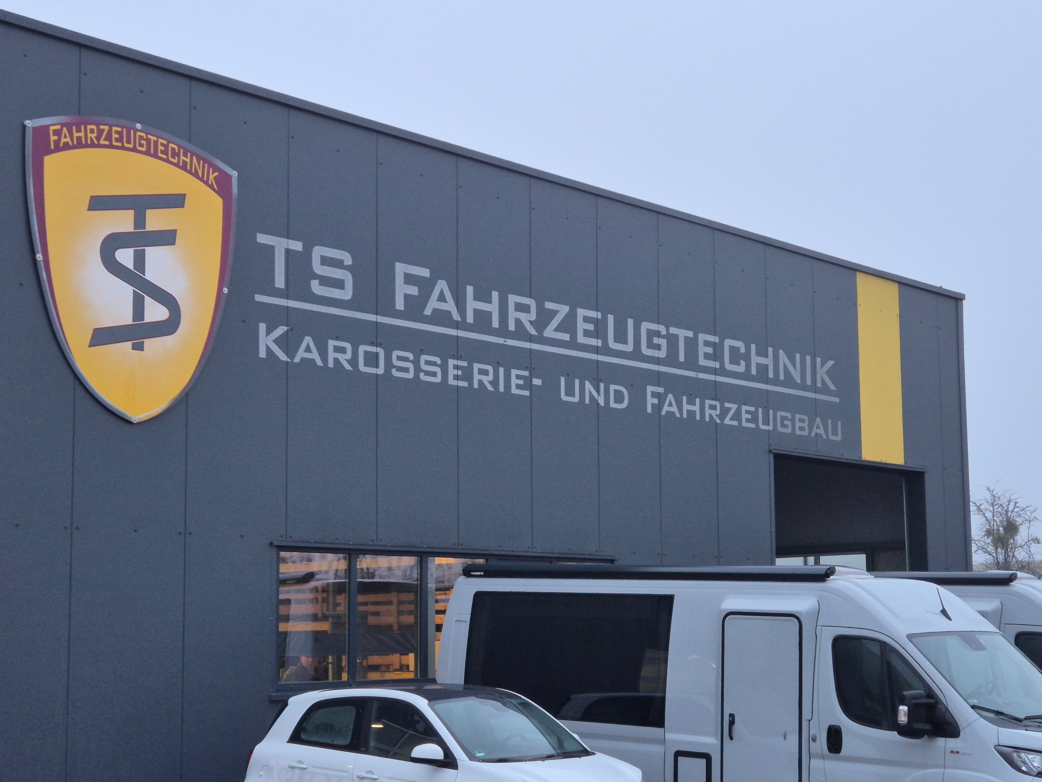 Halle von TS Fahrzeugtechnik GmbH
